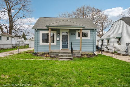 19136 Florian St, Roseville, MI, 48066-1370 | Card Image