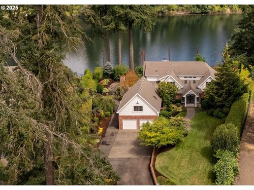 25325 Ne Butteville Rd, Aurora, OR, 97002-8536 | Card Image