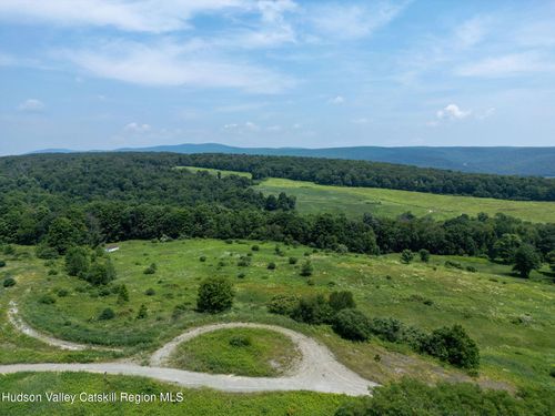 86 Balleymount Drive, Ancram, NY, 12502 | Card Image