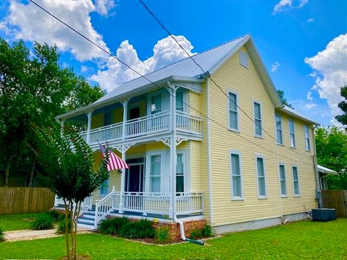 290 Crescent Dr, DeFuniak Springs, FL, 32435-2553 | Card Image