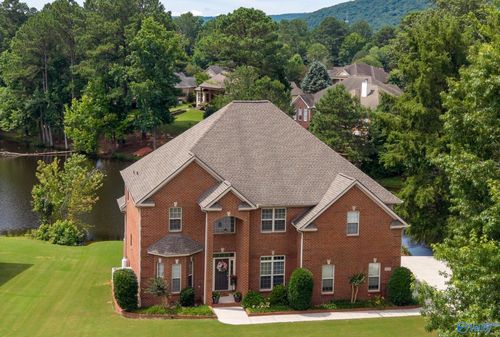 4410 Hidden Lake Dr Se, Owens Cross Roads, AL, 35763-9022 | Card Image