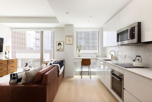 apt-1612-135 Seaport Blvd, Boston, MA, 02210-2721 | Card Image