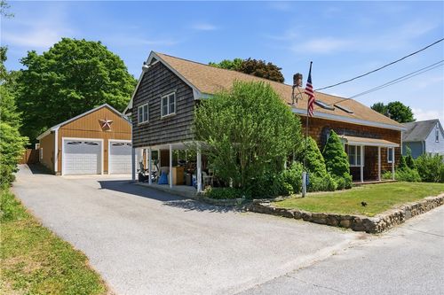 250 Whipple Ave, Oakland, RI, 02858-1025 | Card Image