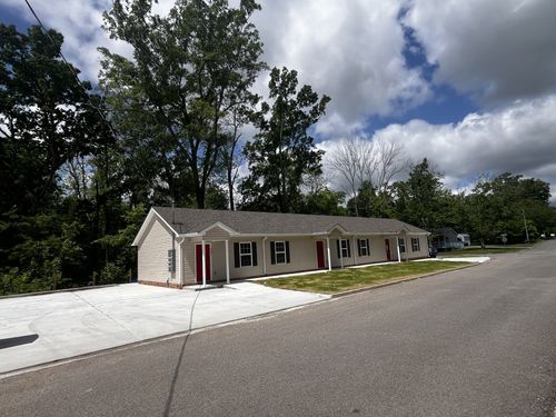 213 Thomas St, Tullahoma, TN, 37388 | Card Image