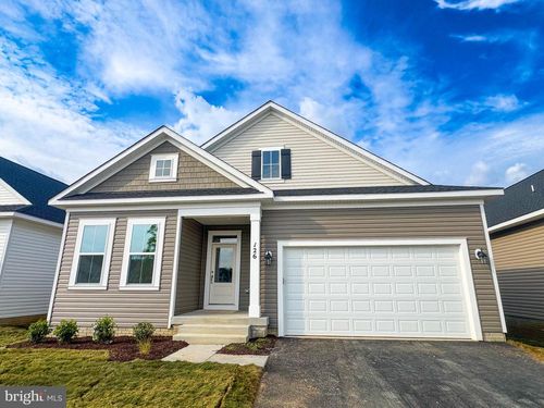 126 Wagtail Ln, Winchester, VA, 22603-3776 | Card Image