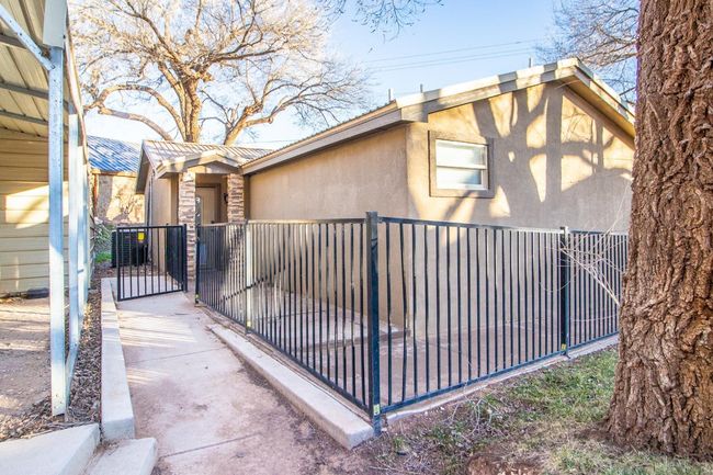 148 Pony Express Trl, House other with 3 bedrooms, 2 bathrooms and null parking in Buffalo Springs TX | Image 23
