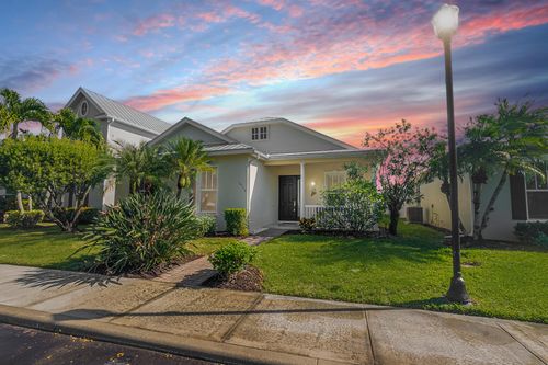 10558 Sw Westlawn Blvd, Port St Lucie, FL, 34987-2495 | Card Image