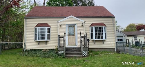 110 Minturn Rd, Bridgeport, CT, 06606-1236 | Card Image