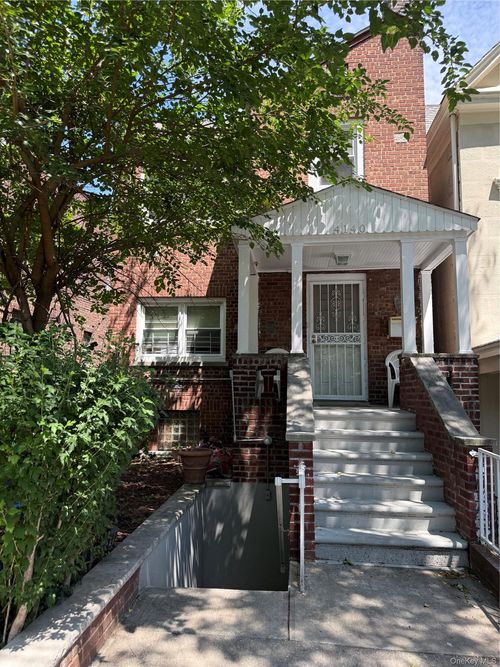 4140 Digney Ave, Bronx, NY, 10466-2020 | Card Image
