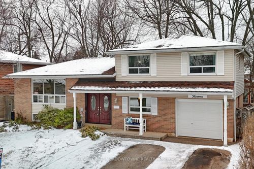 14 Moore Park Cres, Georgetown, ON, L7G2T1 | Card Image