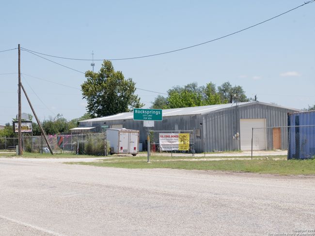 804 Uvalde Rd, Home with 0 bedrooms, 0 bathrooms and null parking in Rocksprings TX | Image 13