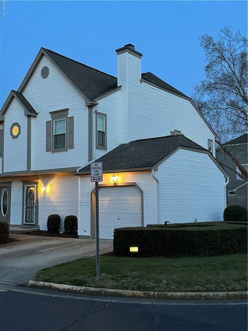 941 Lehman Dr, Virginia Beach, VA, 23462-7937 | Card Image