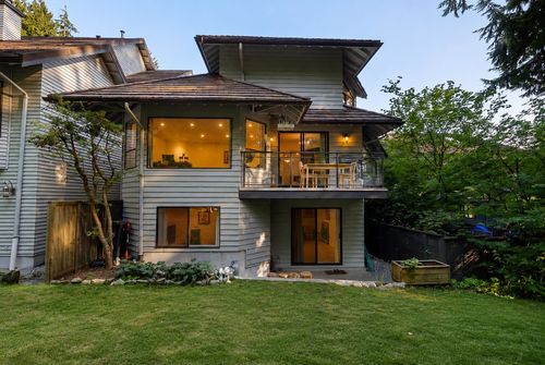 5729 Owl Court, North Vancouver, BC, V7R4V1 | Card Image