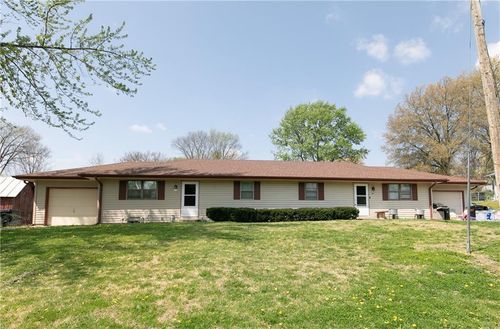 707-705-707 Belt Ave, Edgerton, MO, 64444-9194 | Card Image