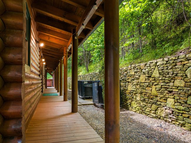 2414 Walnut Cove Way, House other with 4 bedrooms, 6 bathrooms and null parking in Sevierville TN | Image 49