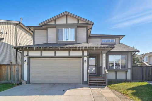824 Luxstone Sq Sw, Airdrie, AB, T4B3L4 | Card Image