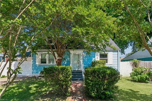 428 Shenandoah Road, Hampton, VA, 23661 | Card Image