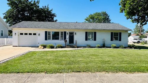 113 E Seminole St, Dwight, IL, 60420-1147 | Card Image