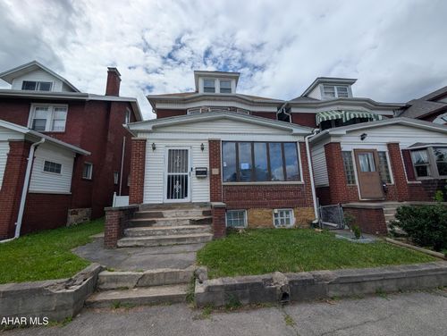 2716 Beale Ave, Altoona, PA, 16601-1706 | Card Image