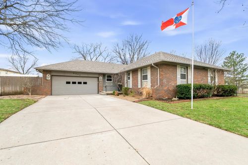 8509 E Lockmoor Cir, Wichita, KS, 67207-5130 | Card Image