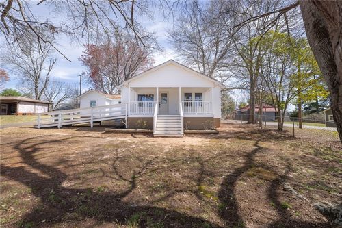 204 Old Salem Rd, Seneca, SC, 29672-2329 | Card Image