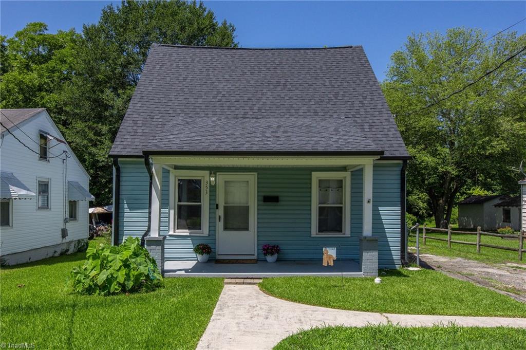 Chestnut St, Asheboro, NC 27203