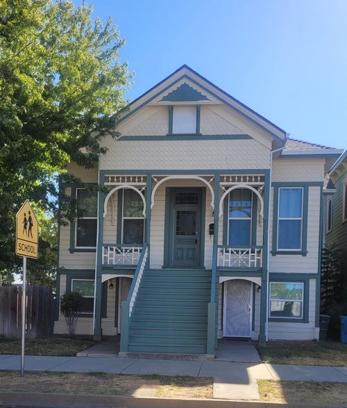 617 C St, Marysville, CA, 95901-5520 | Card Image