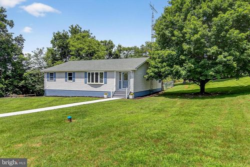 136 Skylab Ter, MARTINSBURG, WV, 25403-1524 | Card Image