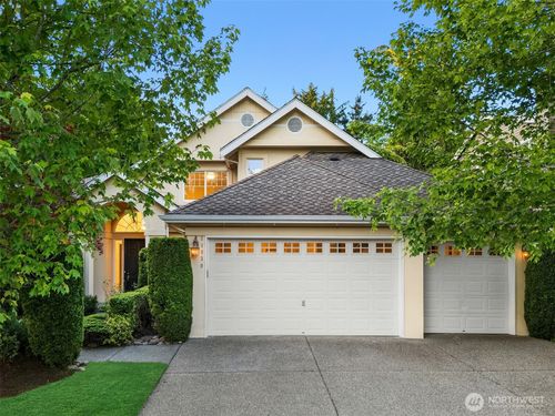 21030 Se 5th St, Sammamish, WA, 98074-7081 | Card Image