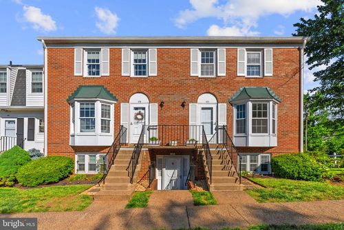 52 Leeds Ct, WARRENTON, VA, 20186-3617 | Card Image