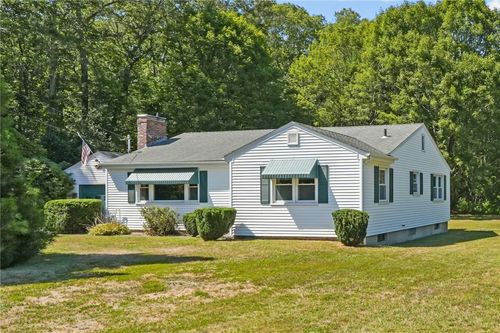 2 N Capalbo Dr, Bradford, RI, 02808-1404 | Card Image