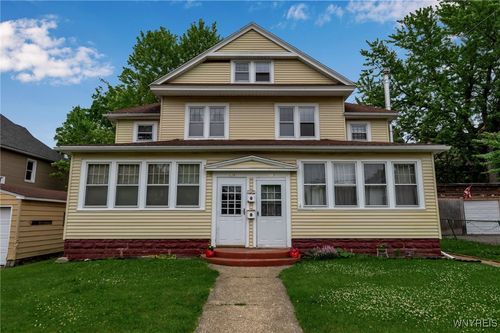 137 Bryant St, North Tonawanda, NY, 14120-5516 | Card Image