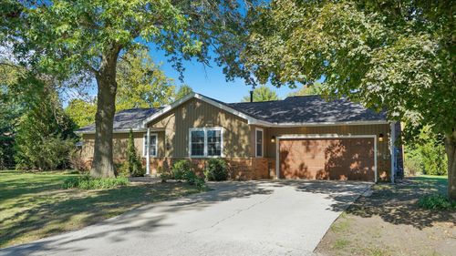 2604 Berniece Dr, Champaign, IL, 61822-7252 | Card Image