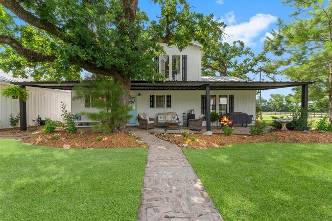 This home and property are built for outdoor living! | Image 32