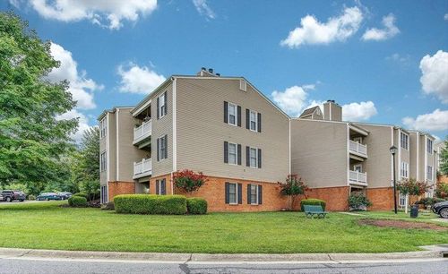 2973 Winterberry Dr, Roanoke, VA, 24018-2863 | Card Image