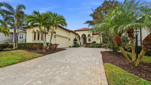 5238 Title Row Dr, BRADENTON, FL, 34210-4061 | Card Image