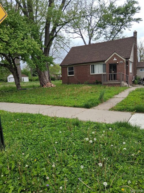 22440 Pembroke Ave, Detroit, MI, 48219-1158 | Card Image