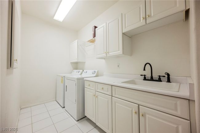 4322 - 2050 W Warm Springs Rd, Condo with 2 bedrooms, 2 bathrooms and null parking in Henderson NV | Image 19