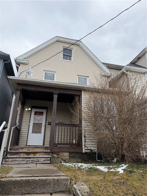 1-1226 Taylor Ave, New Kensington, PA, 15068-5531 | Card Image