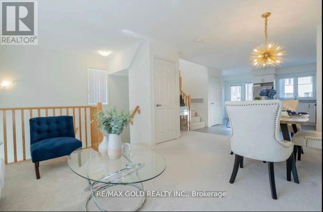 69 - 1 Beckenrose Crt, Townhouse with 2 bedrooms, 3 bathrooms and 2 parking in Brampton ON | Image 9
