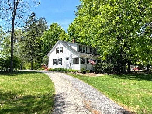 378 Charles Bancroft Hwy, Litchfield, NH, 03052-8033 | Card Image