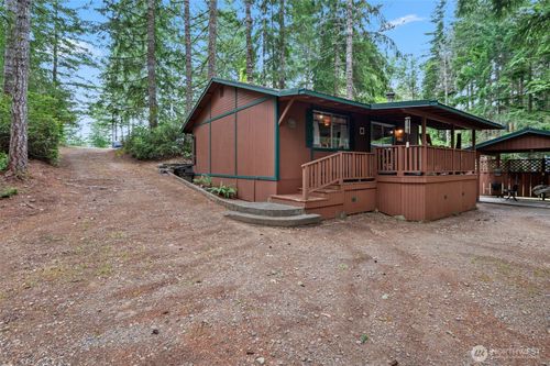 870 N Colony Surf Dr, Lilliwaup, WA, 98555-9783 | Card Image