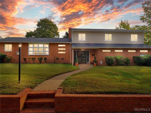 2901 Brook Rd, Richmond, VA, 23220-1218 | Card Image