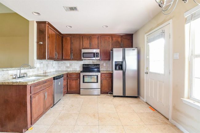 2767 Broadway St, House other with 3 bedrooms, 2 bathrooms and 2 parking in San Leon TX | Image 6