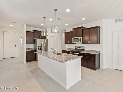 4719 E Julian Wash Dr, Tucson, AZ, 85706 | Card Image