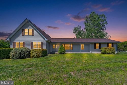 40297 Braddock Rd, Aldie, VA, 20105-2717 | Card Image