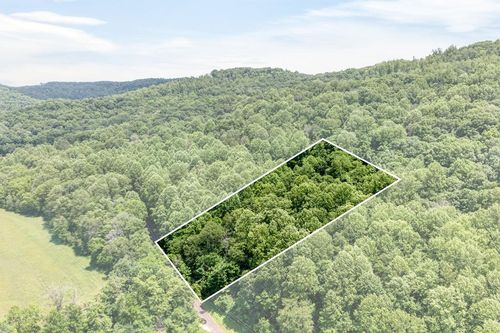 1088 Lee Hollow Rd, Sparta, TN, 38583 | Card Image