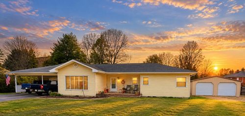 510 Lake Park Dr, Richlands, VA, 24641-2037 | Card Image