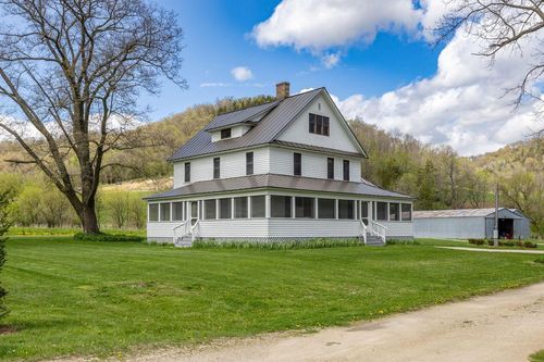 S1198 County Road K, Chaseburg, WI, 54621-8002 | Card Image