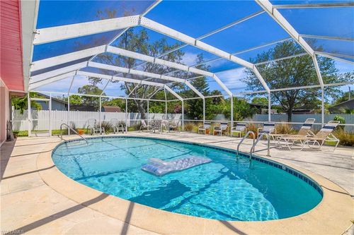 74 8th St, BONITA SPRINGS, FL, 34134-7452 | Card Image